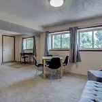 Bright & Cozy Studio Apartment In Colorado Springs
