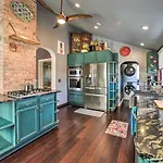Historic Old Colorado City Home With Backyard!