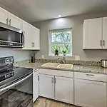 Three Bedroom, California King Bed