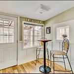 The Historic Blue Bird Cottage