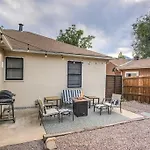 Extended Stays & Historic Dt Basement Suite