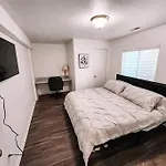 Pet Friendly/3 King Beds/Sleeps 14/Game Room Near