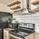 Colorado Springs Condo With Fireplace Near Downtown