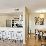 Colorado Springs Condo With Fireplace Near Downtown