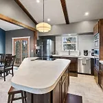 Pet-Friendly, Flexible Extensions, Sleeps 10+