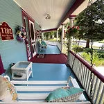 Holden House 1902 Bed and Breakfast Inn