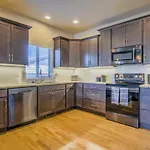 4Bd Westside Vacation Home W Space & Flexibility