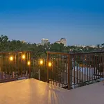 4Bd Home W Rooftop Patio Fire Pit & Mountain Views