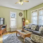 Victorian Charm With Hot Tub & Fire Pit Downtown