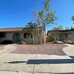 5Bd Two Homes Firepit Great Family Vacation Area