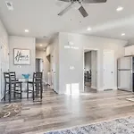 New Upper Condo With Deck-Pet Friendly-Usafa