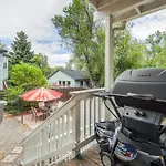 Blackstone Trails Downtown W Bbq & Fire Pit