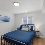 Newly Renovated Basement Apt