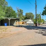 Cheyenne Bluff - Downtown Outdoor Scenic View