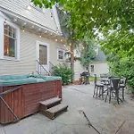 House W Detached Loft Hottub Smarttvs Selfentry Firepit