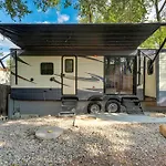 Red Rock Puma - Glamping Bbq Fire Pit