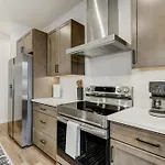 El Paso Executive Suites - Pet Friendly New Build