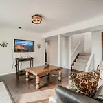 3Bd Quiet Suburbs Restaurants & Parks