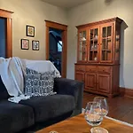 Cozy Central Gem, Fireplace, Pet-Friendly
