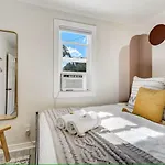 Contemp, Quaint Entire 2Bd Unit
