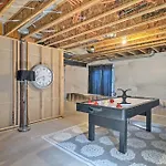 Colorado Springs Townhome About 10 Miles To Downtown!