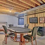 Colorado Springs Townhome About 10 Miles To Downtown!