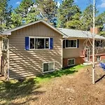 4 Bedroom 3 Bath Home With Hot Tub On 5 Acres
