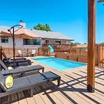 Evergreen Luxe - Hot Tub Gaming Haven Big Groups