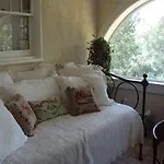 The Cheyenne Canon Inn