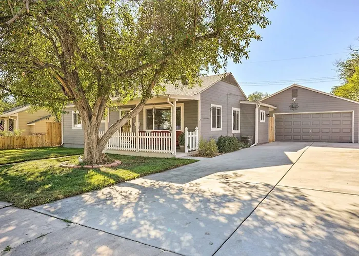 Picturesque Colorado Springs Vacation Home!