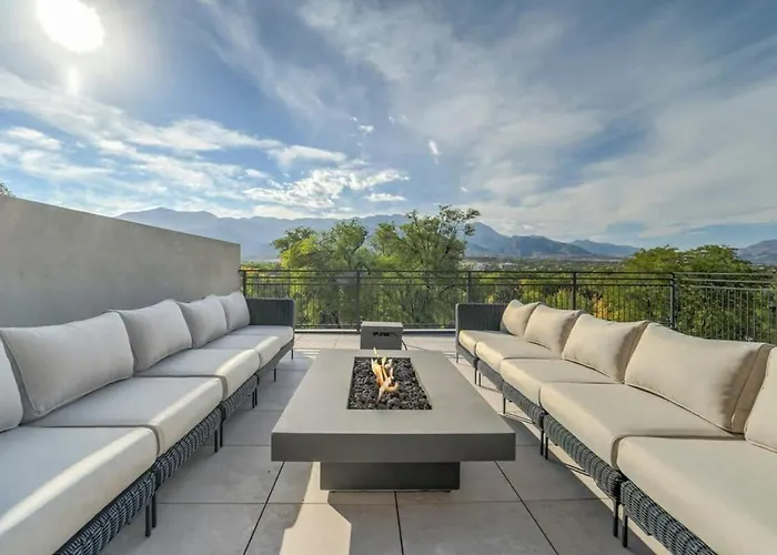 4Bd Beautiful Rooftop Mountain Views New Townhome