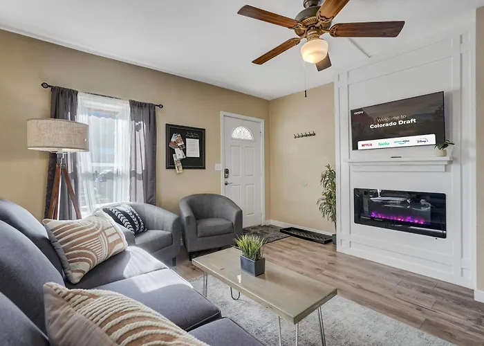 * Colorado Draft House * Smart Tvs * Self Entry *