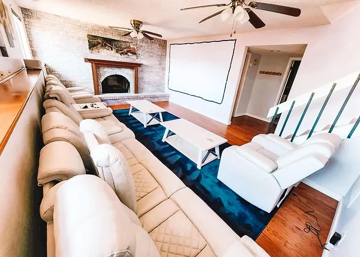 Theater Room Pet Friendly Near Af Academy Peaceful