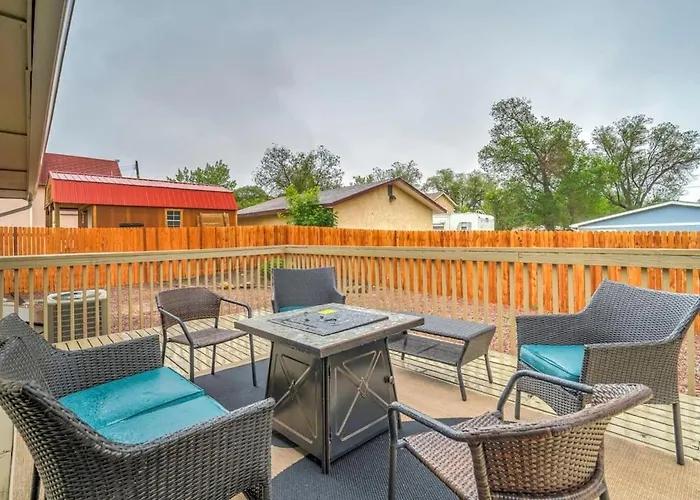 5Bd Two Homes Firepit Great Family Vacation Area