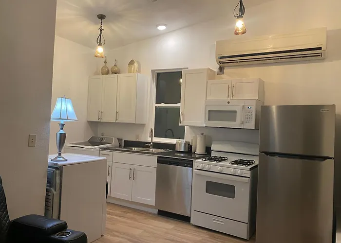 4 Bed 3 Bath Garage Conversion, Great For Families