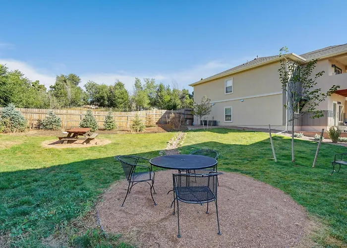 Ground Floor Condo-Mins To Downtown-Pet Friendly