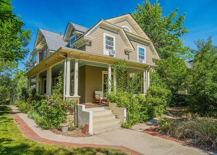 Noble Mansion 7 Bedrooms W Hot Tub Firepit & Bbq