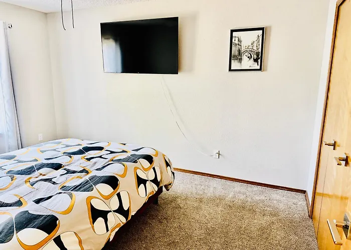 Artsy Home Close To Usafa With Fireplace And Patio