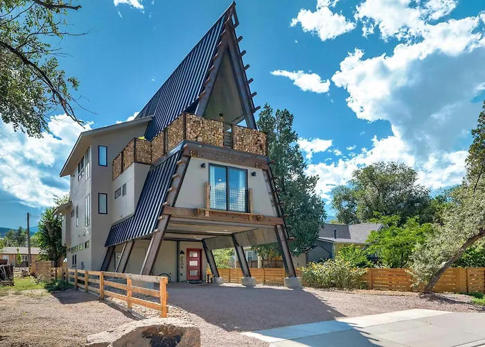 A-Frame Wonders Hot Tub W Mountain Views