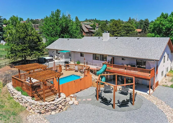 Evergreen Luxe - Hot Tub Gaming Haven Big Groups