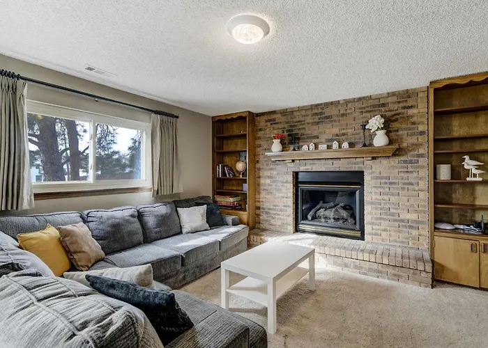 Foxwood Acres Family Home Hot Tub & Mountain Views