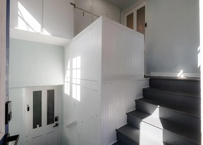 Apartment Near Downtown
