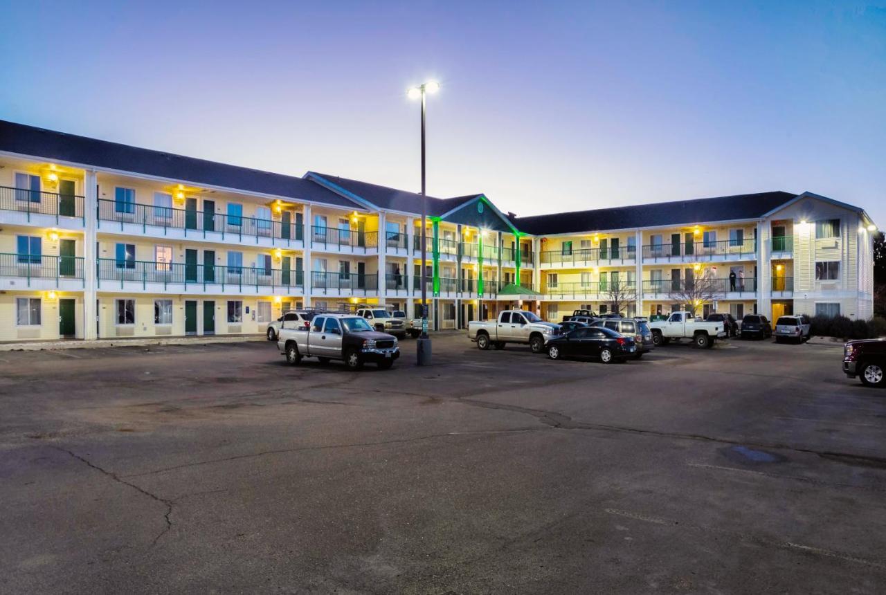 Hometowne By Red Roof - Airport 2* Colorado Springs