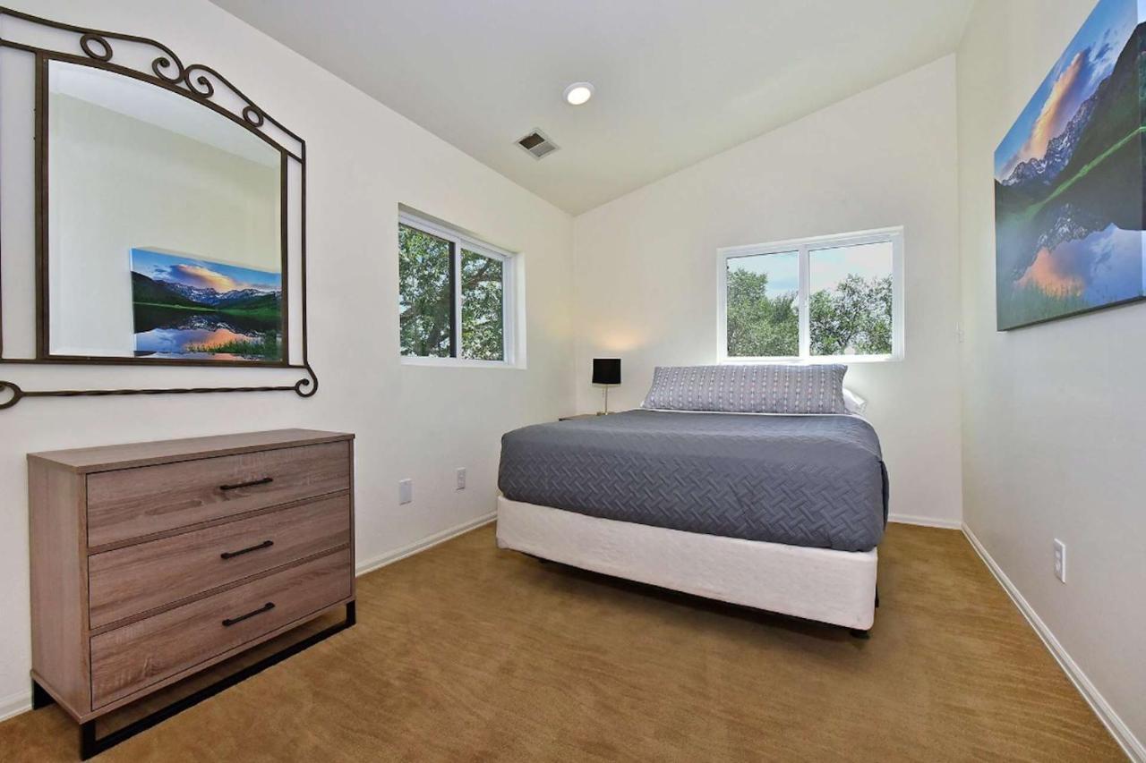 The Overlook At The Pinery Unit A
