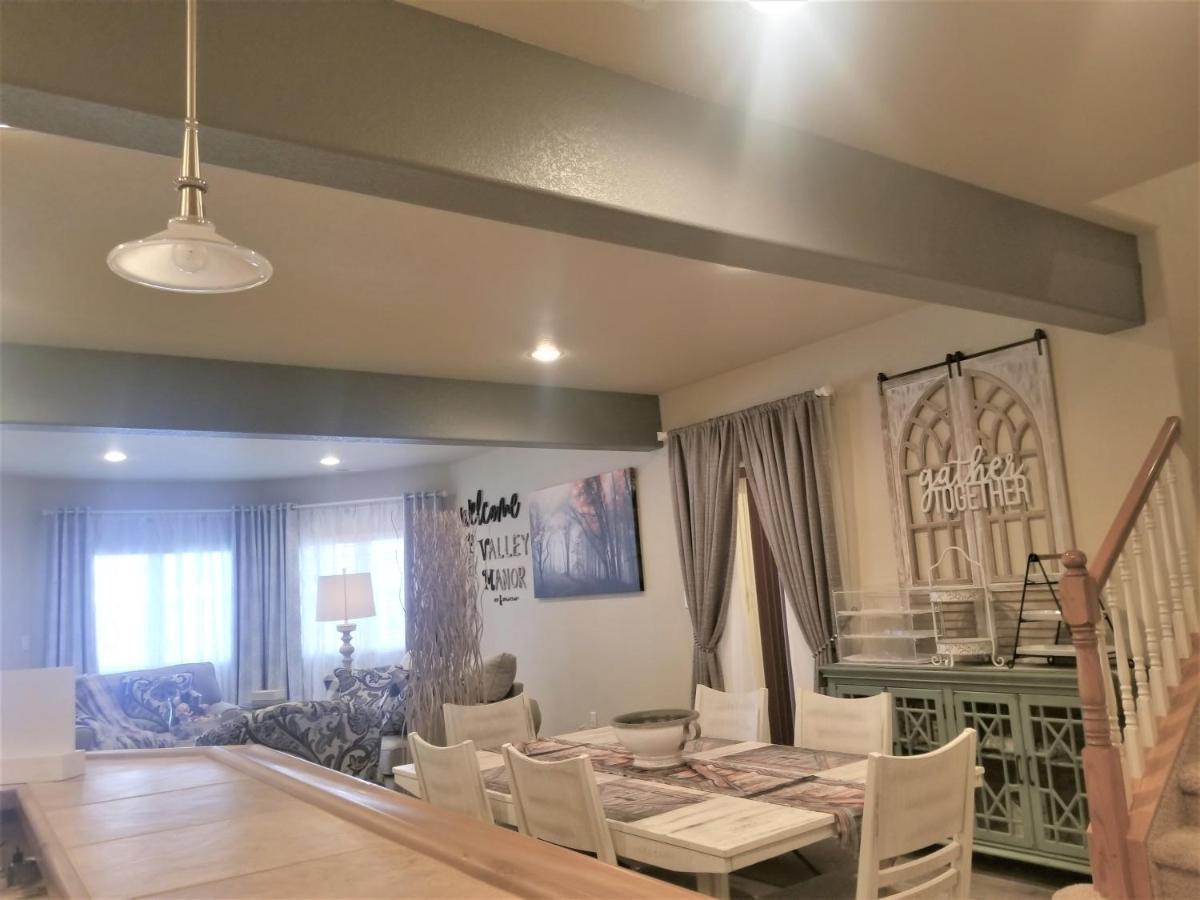 Peak Valley Manor, A Modern * Colorado Springs