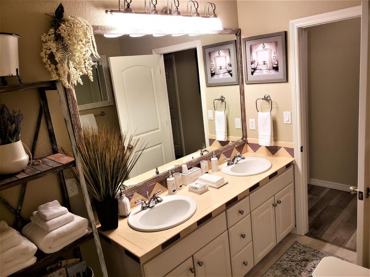 Peak Valley Manor, A Modern * Colorado Springs