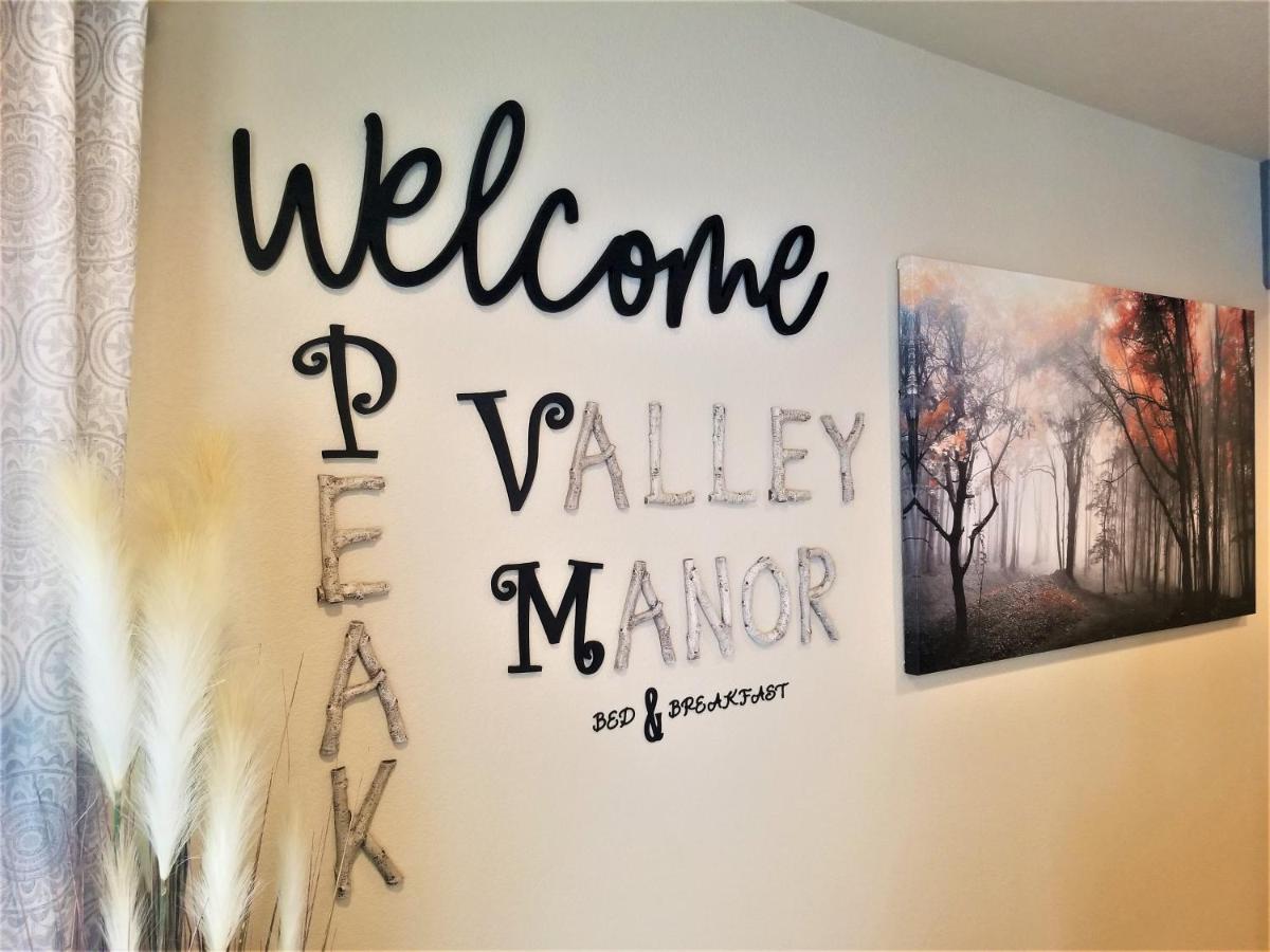 Peak Valley Manor, A Modern *