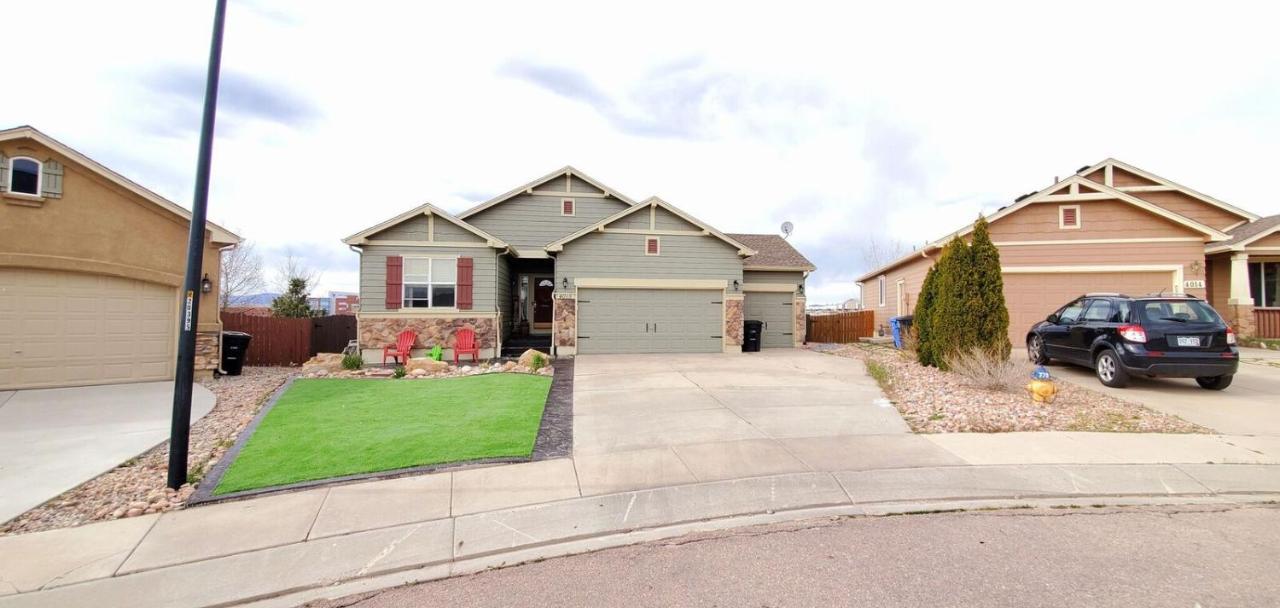 Villa Gorgeous Rancher/mtn Views/af Academy *