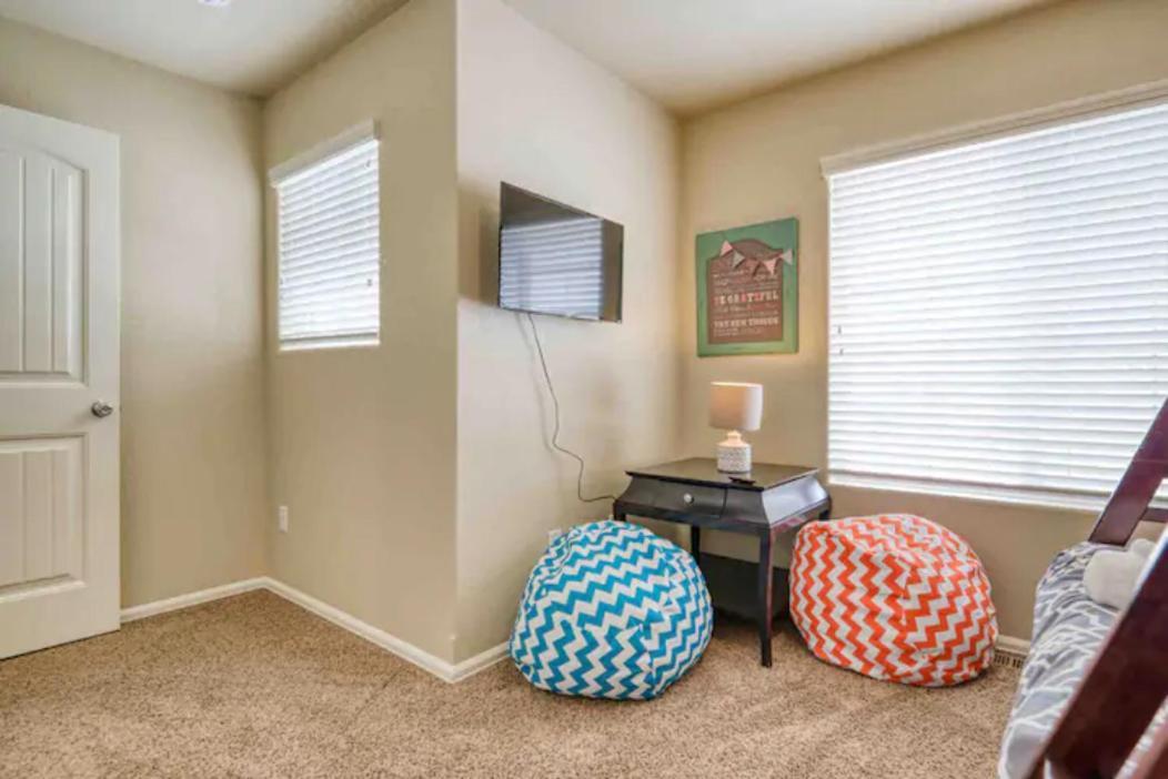 Peaceful Retreat Villa Colorado Springs