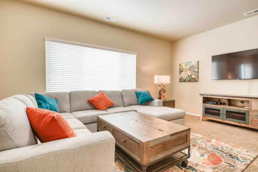 Peaceful Retreat Villa Colorado Springs